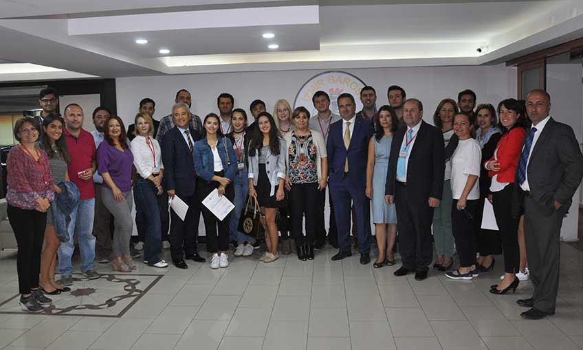   AB akreditasyonlu sertifikalı avukatlar