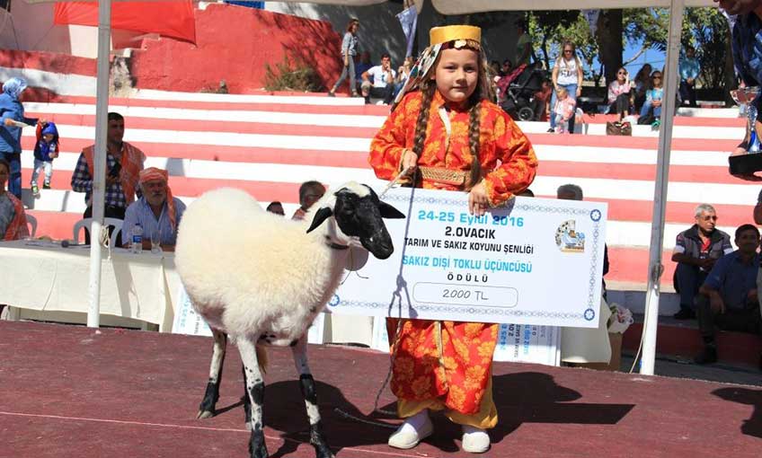 Çeşme’nin güzelleri yarıştı