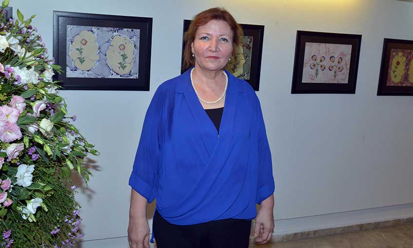 Dündar’ın Ebruları Resim Heykel’de