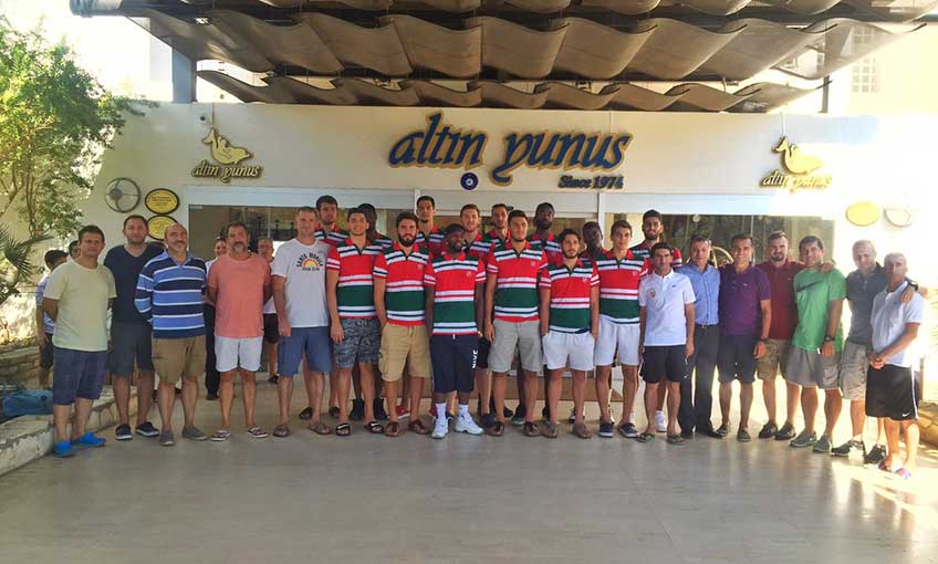 Pınar Karşıyaka, Çeşme kampında moral depoladı