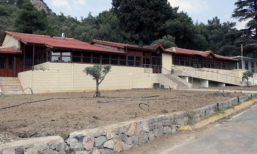 Bornova Belediyesi Atatürk’ün anısını Belkahve’de yaşatıyor