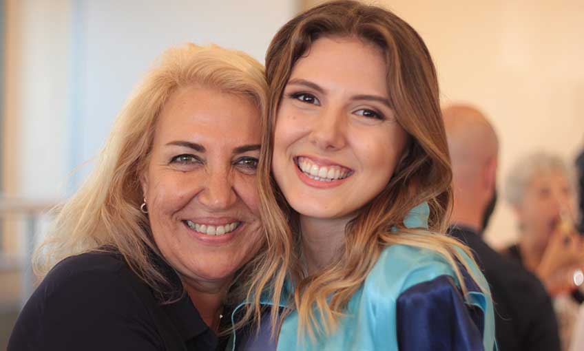 Öğrencisiydi  Meslektaşı oldu