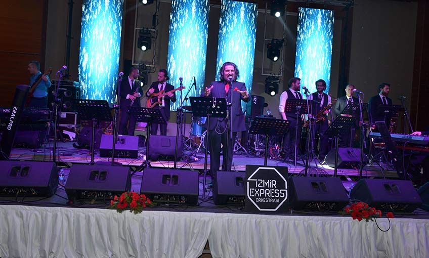 Hilton’da İzmir Expres ile yılbaşı