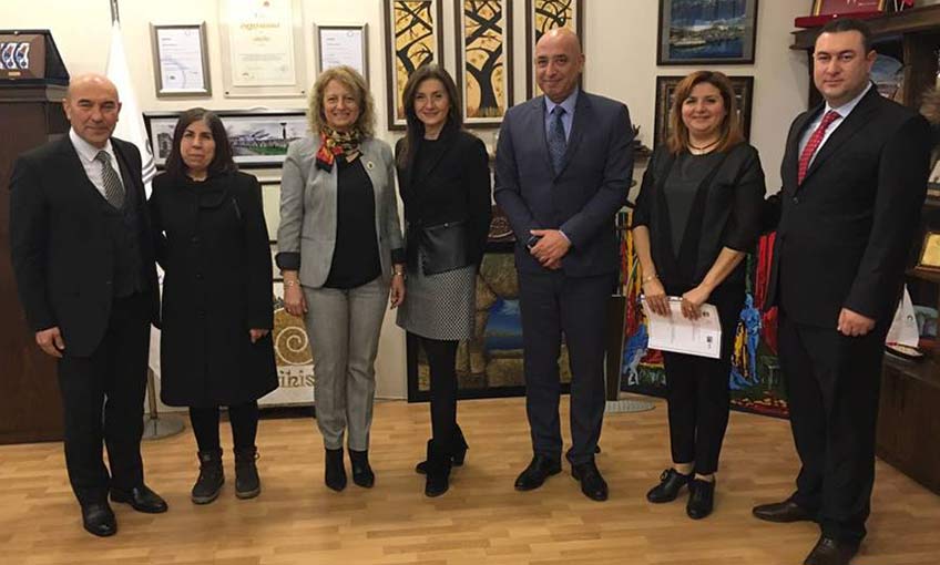 İZİKAD’ın “Kadınca Birikimler” Projesi hayata geçiyor