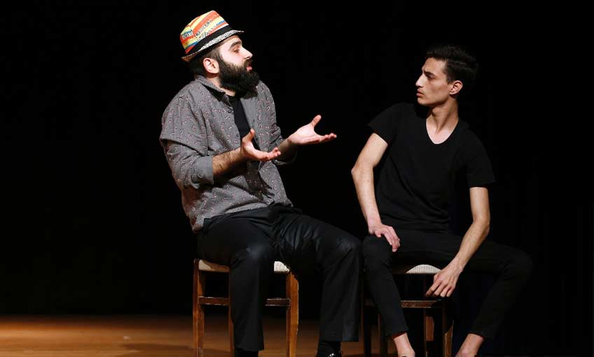 Roman Gençler Tiyatroyu Sevdi