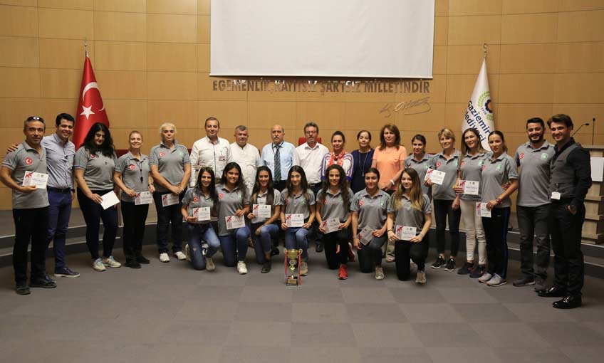 Kadın Atletlerden Büyük Başarı