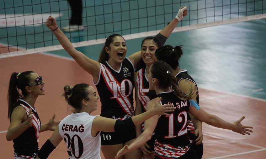 Rota Koleji'nden Zirveye Damga