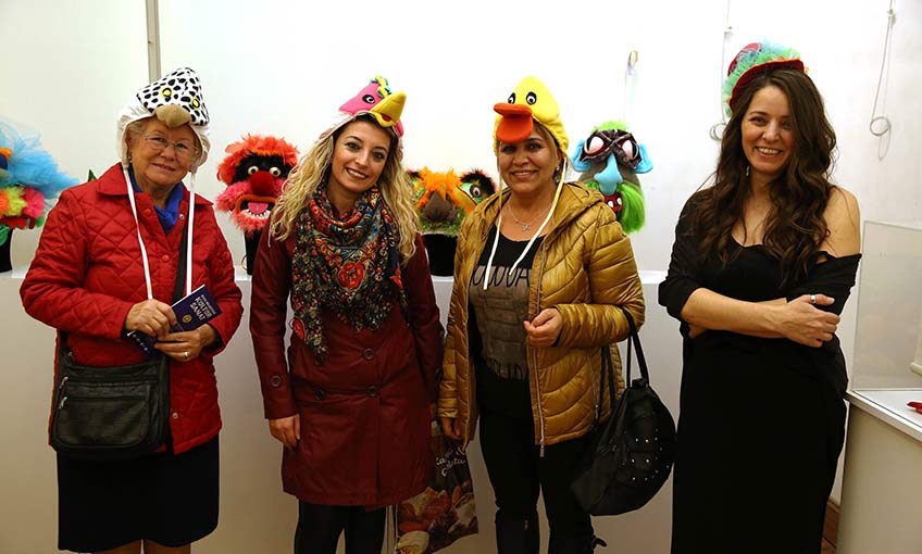 Neşeli Başlıklar Buca’da