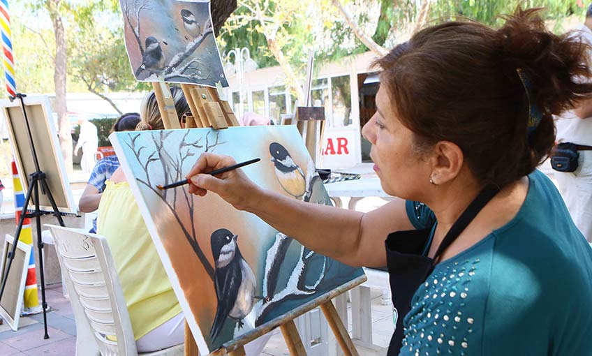 Bu Kurs Hayata “Renk” Katıyor!