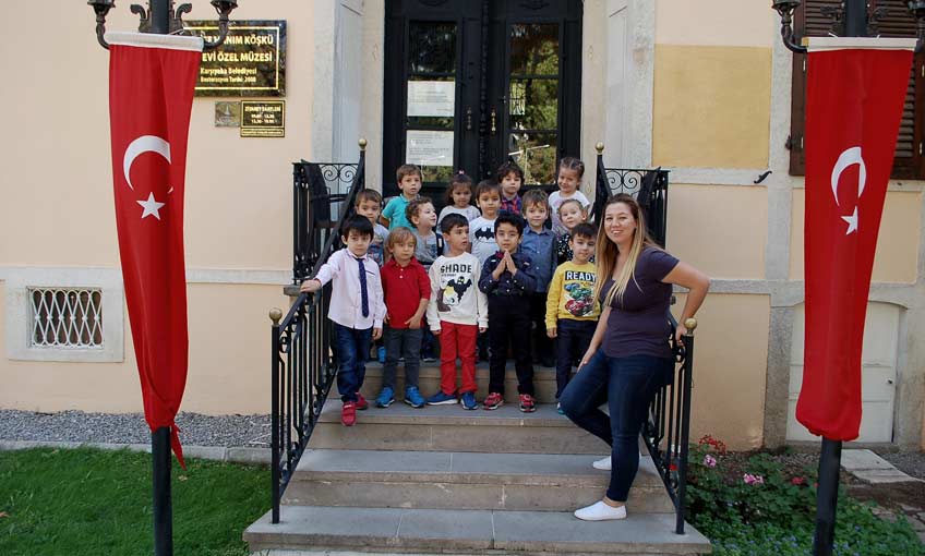 Karşıyakam Anaokulu Öğrencileri Latife Hanım Köşkü Anıevi Müzesi’ni Gezdi