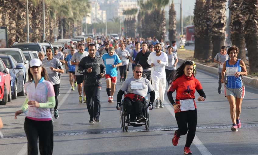 Karşıyaka, Ata’dan Ana’ya Koşuyor