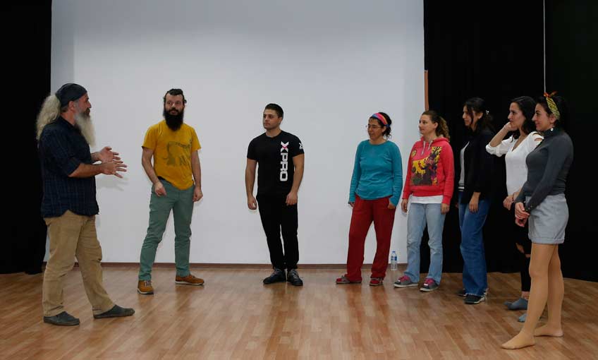 Tiyatrocu Demir’den ‘Oyunculuk Atölyesi’