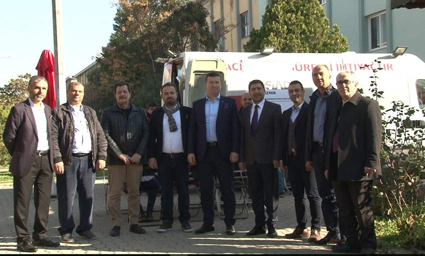 MÜSİAD İzmir'den Kızılay'a Kan Desteği Sürüyor