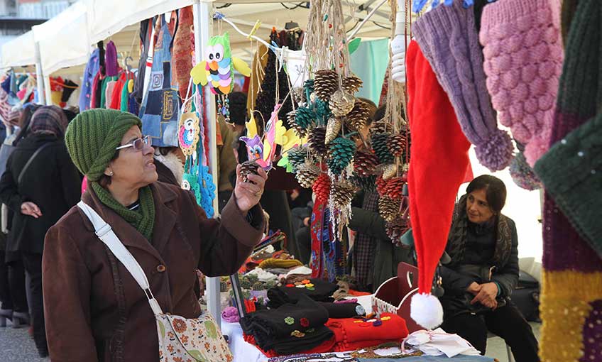 Karşıyakalı Kadınlardan Yılbaşı Kermesi