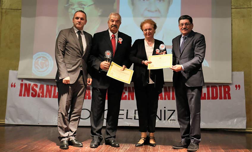 TÜRFAD'dan Dikmen'e Basın Özel Ödülü