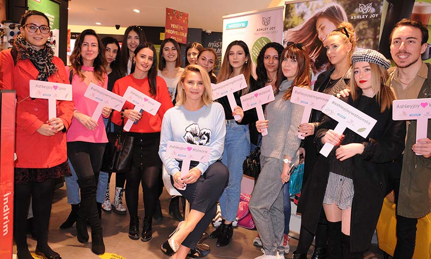 ASHLEY JOY Senin Şehrinde