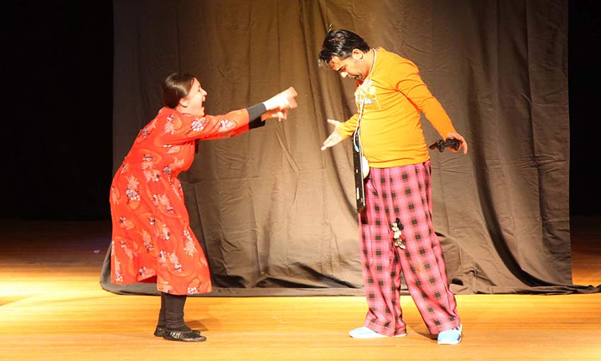 Başkan amcalarından çocuklara