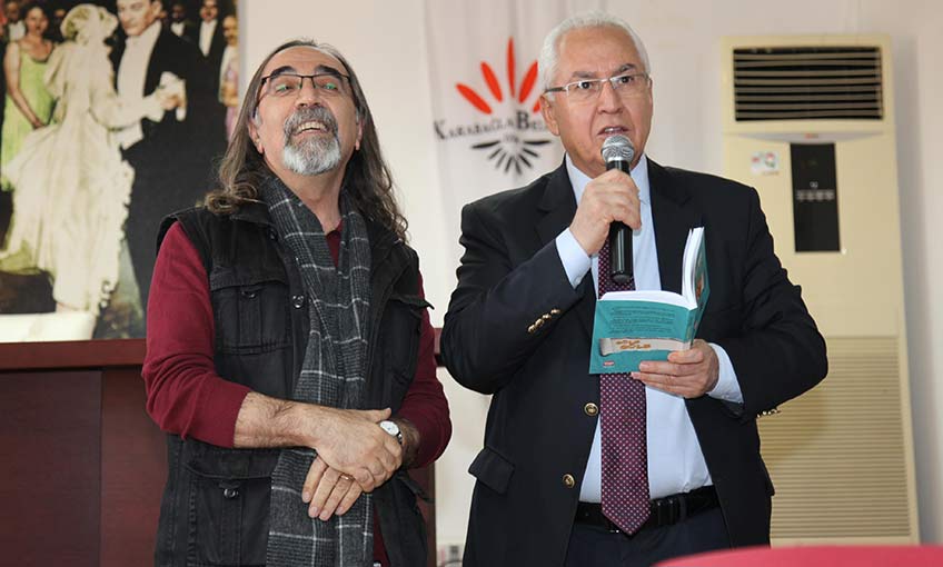 Bu etkinlikte bol bol kahkaha var