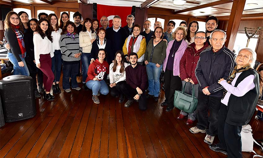 Tıp Bayramı’nı Körfez’de kutladılar