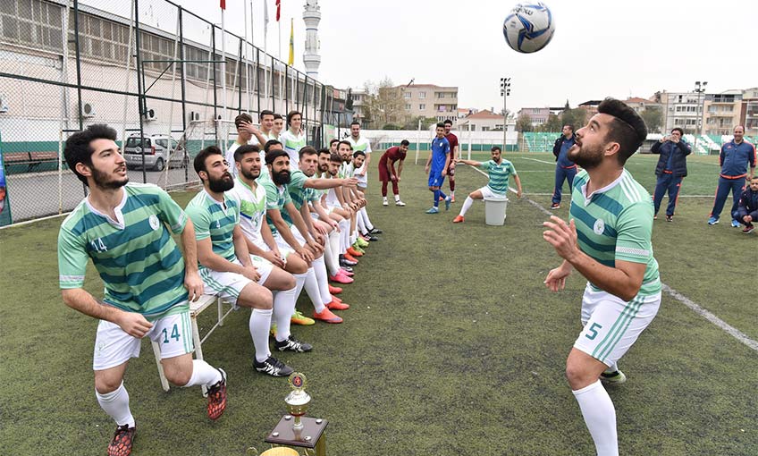 Şampiyon Bornova Belediyespor