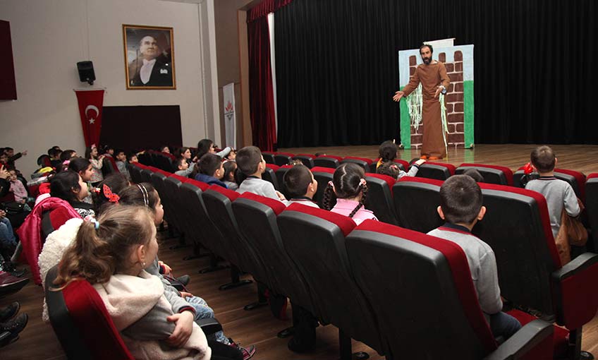 37 oyun, 74 seans, 14 bin 663 çocuk