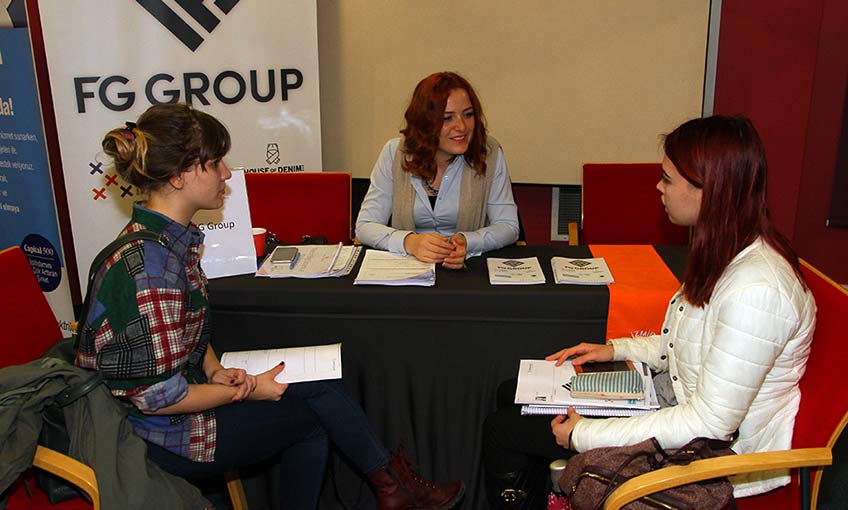 Kariyere öğrenci adımları  