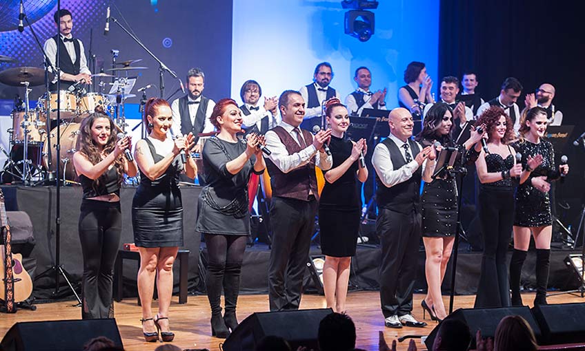 AKM’de Aegean Band Rüzgarı