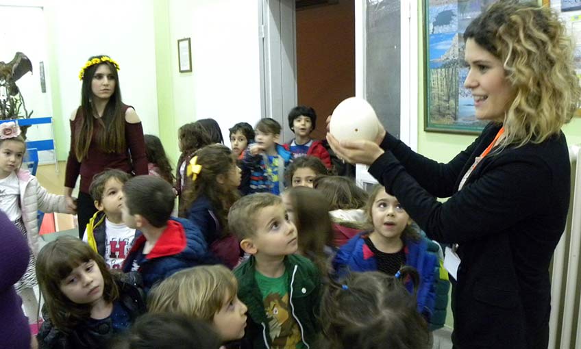 Küçük Şeyler ve Dinozor Yumurtası