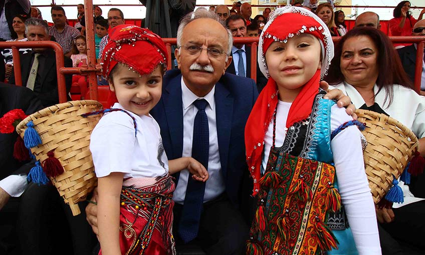 Bayraklı’da 23 Nisan coşkuyla kutlanacak