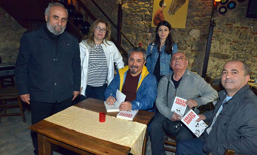 Kula, Erkeğin Kahpesi’ni imzaladı