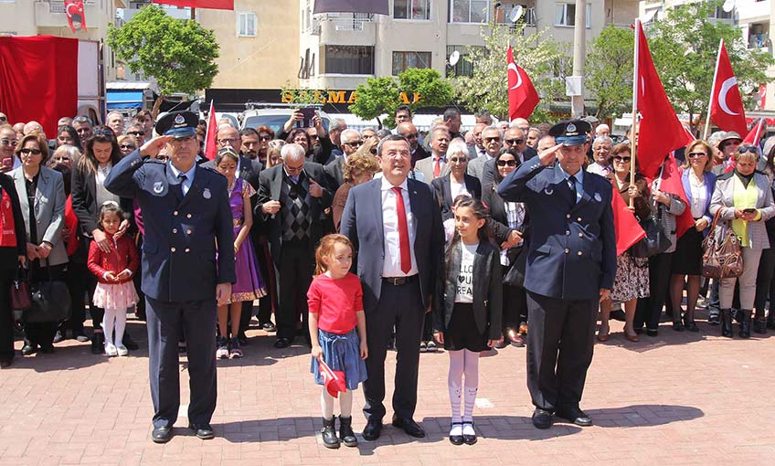 Narlıdere’nin 23 Nisan doyasıya kutlandı