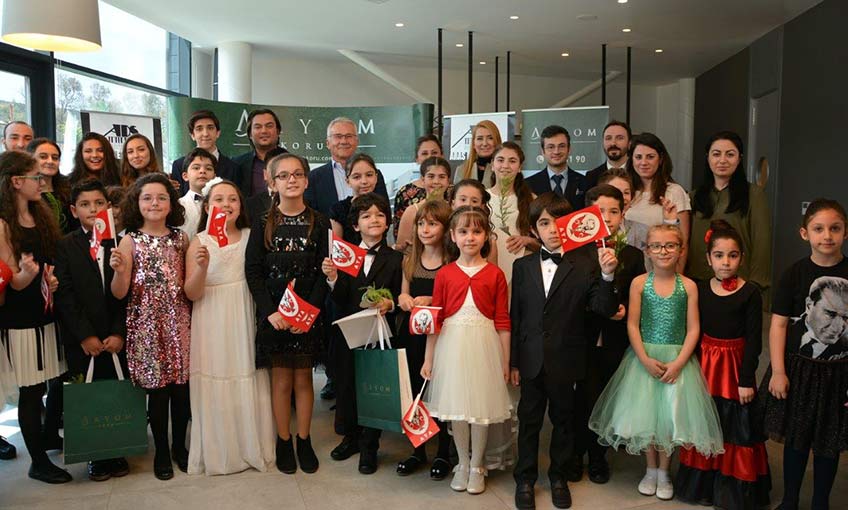 Aryom Koru Çocuk Piyanistler Resitali
