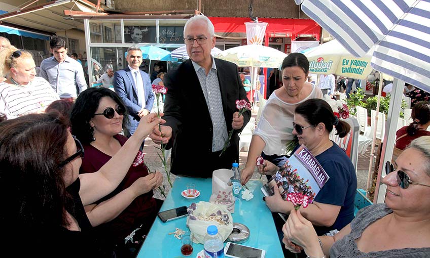 Anneler için sadece bir gün yetmez