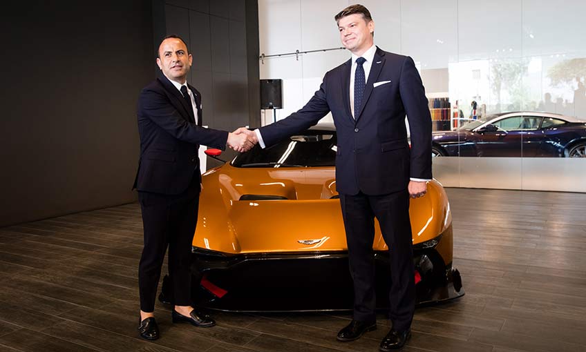 Folkart Towers'da Aston Martin rüzgarı