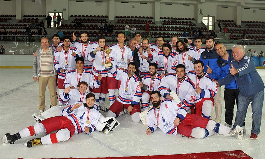 Buzda da “süperiz”