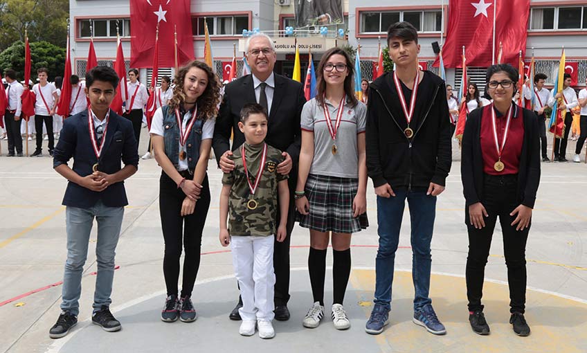 Karabağlar'da 19 Mayıs coşkusu