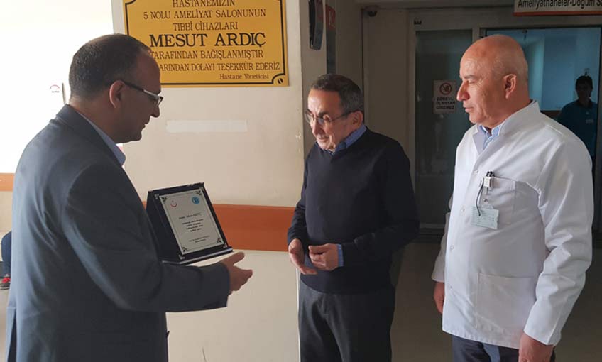 Bergama Hastanesine anlamlı bağış