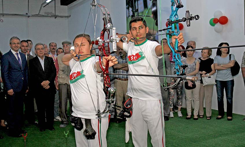 Demir ve Ecem yine zirvede