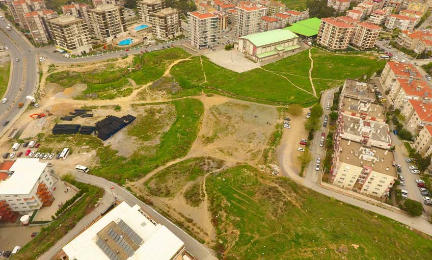 Karabağlar Belediyesi’nden 4 Hektarlık alana kent meydanı