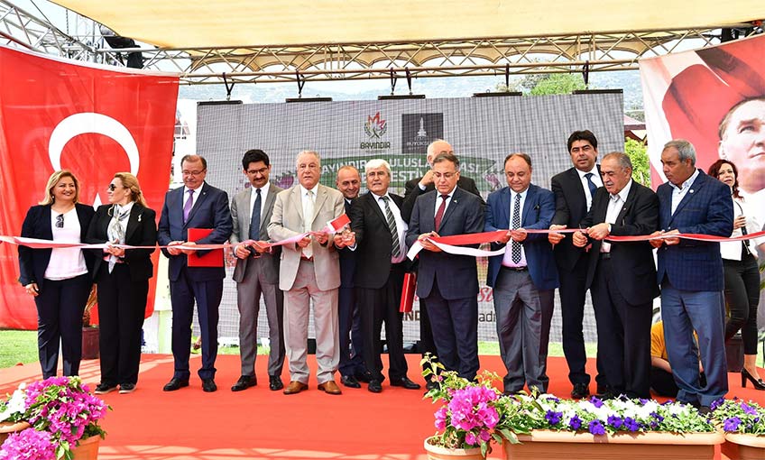 Bayındır'da çiçeğin bayramı var!