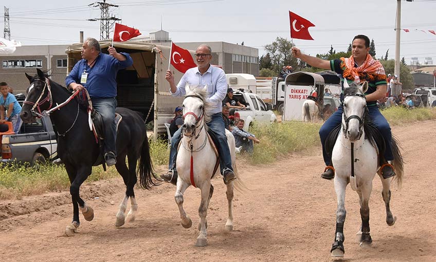 Başkan Atila Yarış ağası
