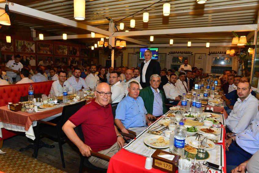 Kamil Koç’lular iftarda buluştu