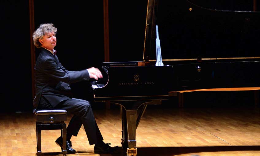 Polonyalı Piyanist PAVEL KOWALSKİ Dinleyenlerine Chopin Ruhunu Yaşattı