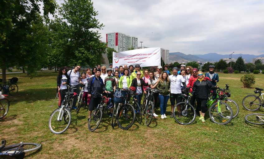 Karşıyaka ADSM sağlığa gülümseyerek Pedallıyor