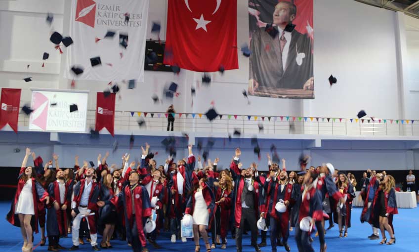 Mühendislik Camiasının En Genç Mühendisleri Kep Attı