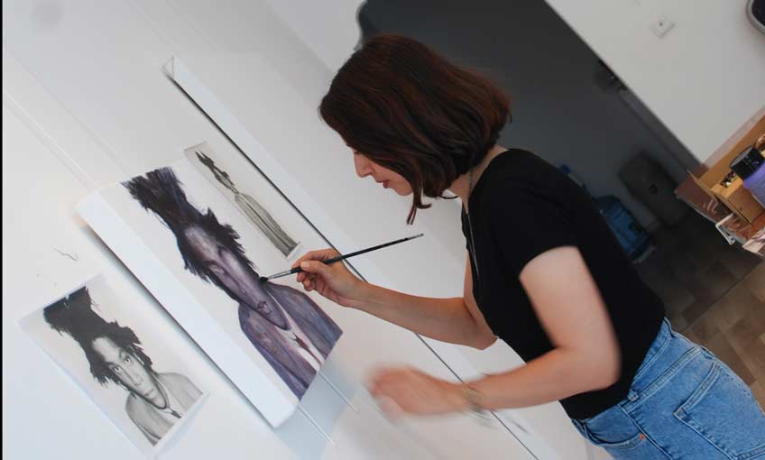 “Altın Yunus’’ Sanatçıları Ağırlıyor