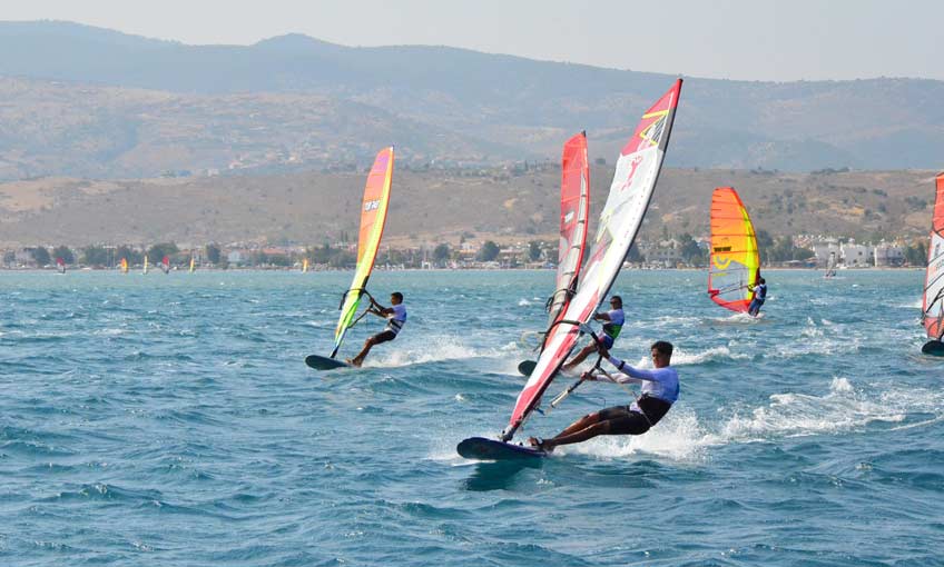 Sörf Rüzgarı Bu Hafta Dikili’de Esecek