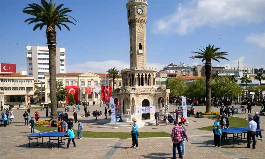 Masa Tenisinde İzmir Farkı