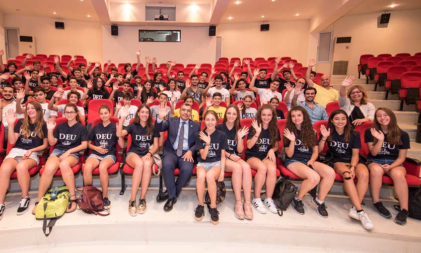 Rektör Kasman’ın Desteği Kupa Ve Madalya Getirdi