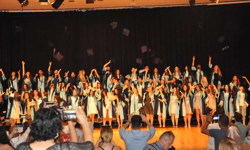 Ege Üniversitesi Sosyologlarını  Mesleğe Uğurladı